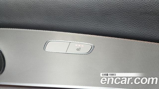 Mercedes-Benz E-Class E200 Avantgarde