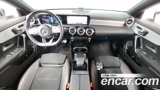 Mercedes-Benz CLA-Class CLA250 4MATIC