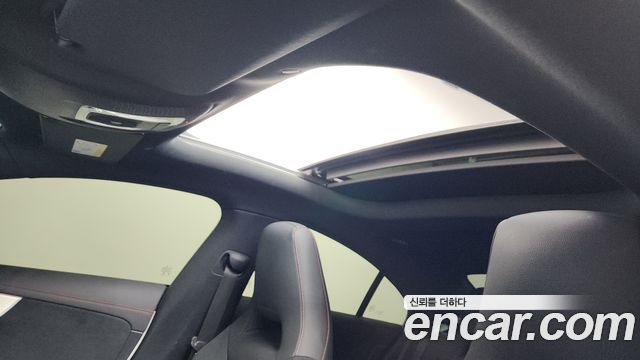 Mercedes-Benz CLA-Class CLA250 4MATIC