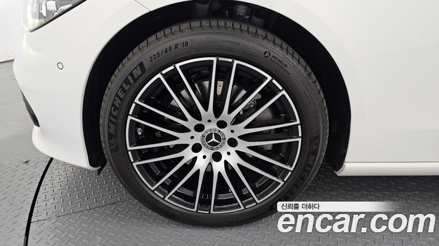 Mercedes-Benz C-Class C200 Avantgarde