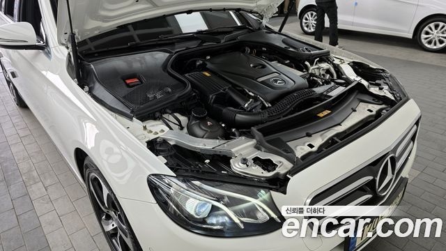 Mercedes-Benz E-Class E250 Avantgarde