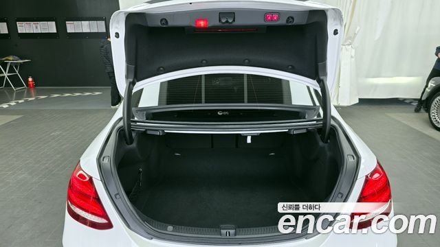 Mercedes-Benz E-Class E250 Avantgarde