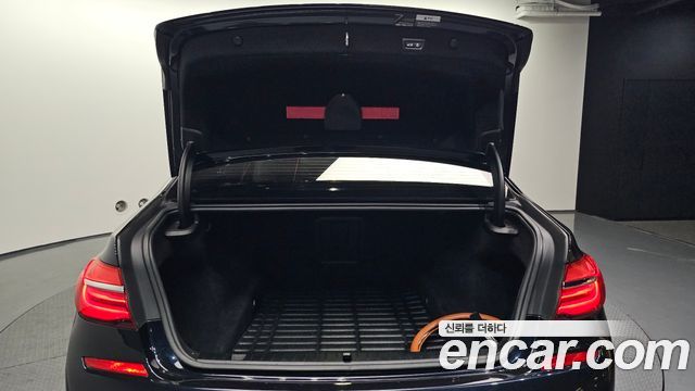 BMW 7-Series 740d xDrive M Sport