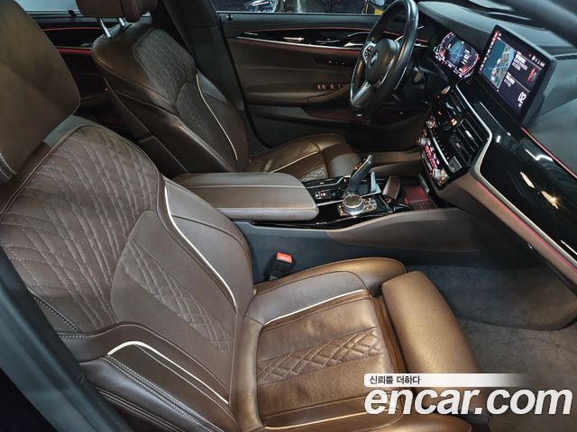 BMW 5-Series 530i xDrive M Sport Package