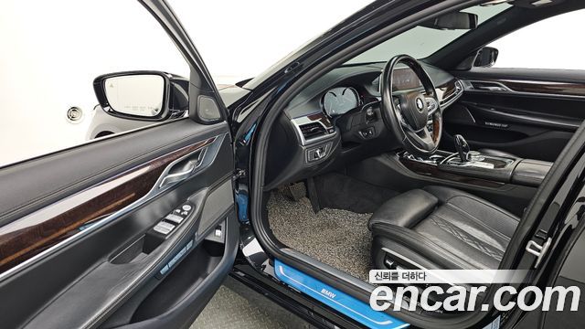 BMW 7-Series 730Ld xDrive