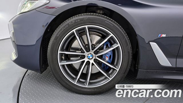 BMW 5-Series 523d M Sport