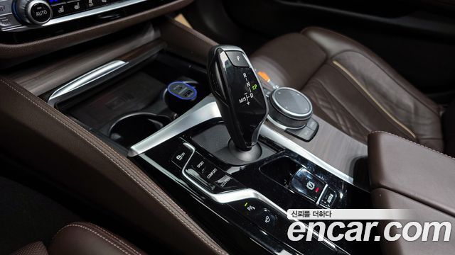 BMW 5-Series 523d M Sport