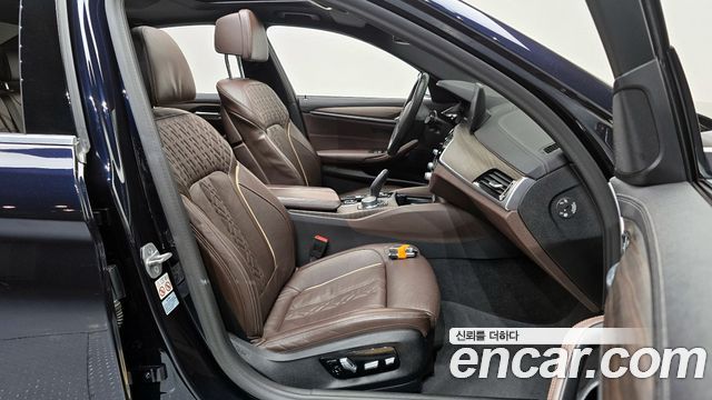 BMW 5-Series 523d M Sport