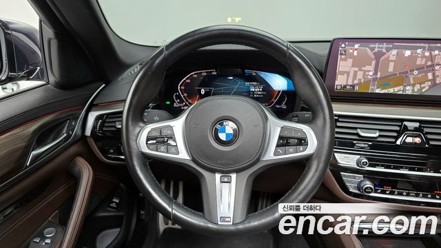 BMW 5-Series 523d M Sport