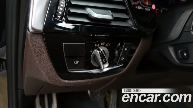 BMW 5-Series 523d M Sport