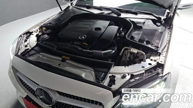 Mercedes-Benz C-Class C200 AMG Line