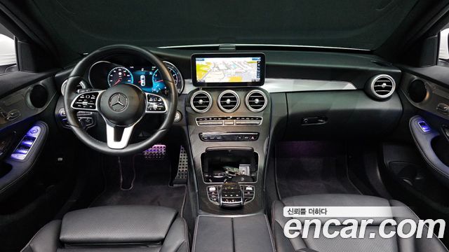 Mercedes-Benz C-Class C200 AMG Line