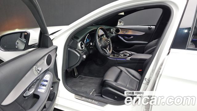 Mercedes-Benz C-Class C200 AMG Line