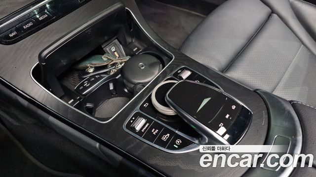Mercedes-Benz C-Class C200 AMG Line
