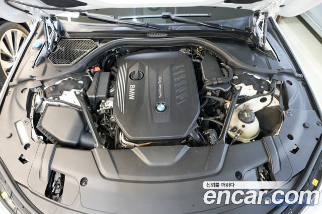 BMW 7-Series 740d xDrive M Sport