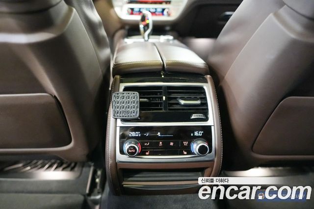 BMW 7-Series 740d xDrive M Sport