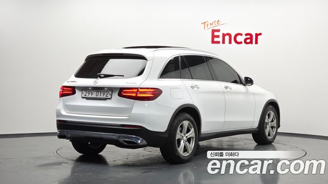 Mercedes-Benz GLC-Class GLC220 d 4MATIC
