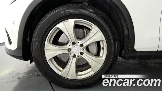 Mercedes-Benz GLC-Class GLC220 d 4MATIC