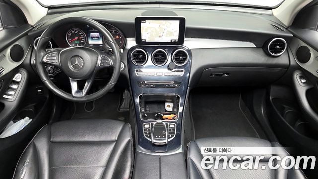 Mercedes-Benz GLC-Class GLC220 d 4MATIC