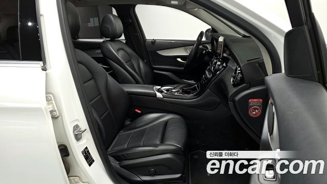 Mercedes-Benz GLC-Class GLC220 d 4MATIC