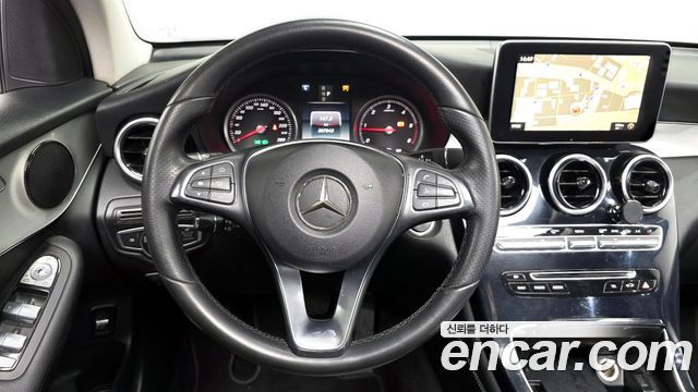 Mercedes-Benz GLC-Class GLC220 d 4MATIC