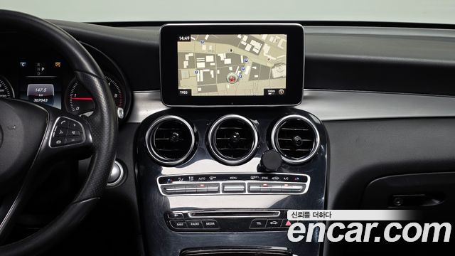 Mercedes-Benz GLC-Class GLC220 d 4MATIC