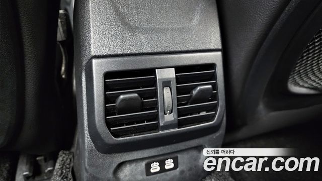 BMW 2-Series 220i Advantage