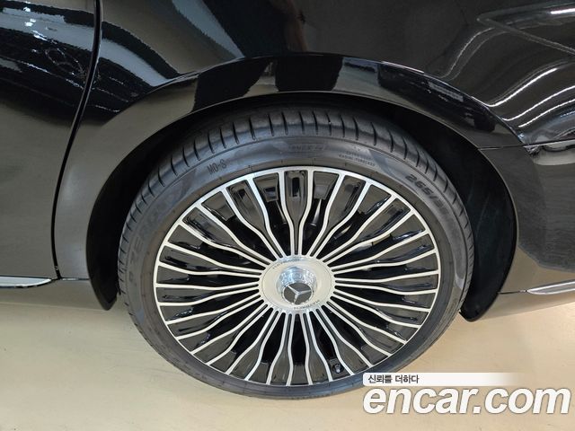 Mercedes-Benz S-Class Maybach S680 4MATIC