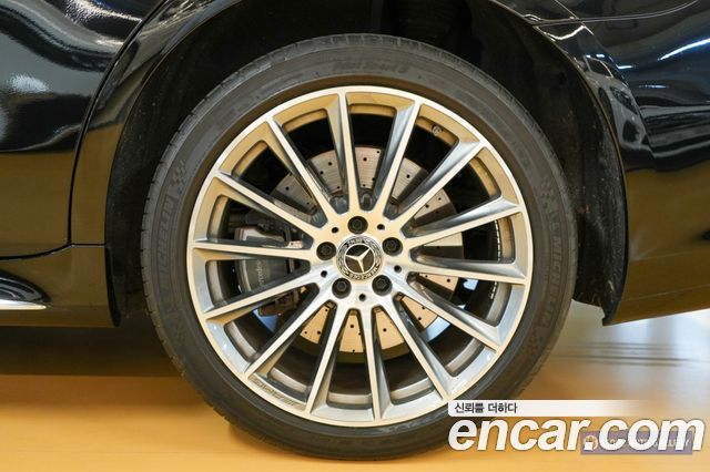 Mercedes-Benz S-Class S500L 4MATIC