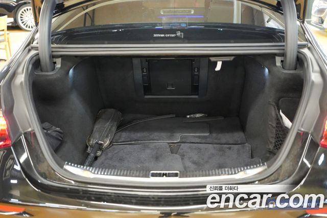 Mercedes-Benz S-Class S500L 4MATIC