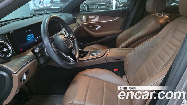Mercedes-Benz E-Class E300e 4MATIC Exclusive