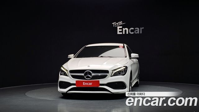 Mercedes-Benz CLA-Class CLA220 AMG Line