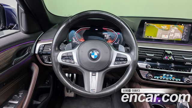 BMW 5-Series 520d M Sport Package Plus