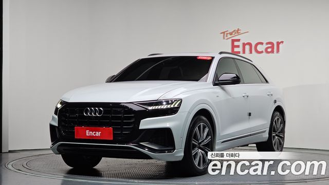 Audi Q8 55 TFSI Quattro Premium