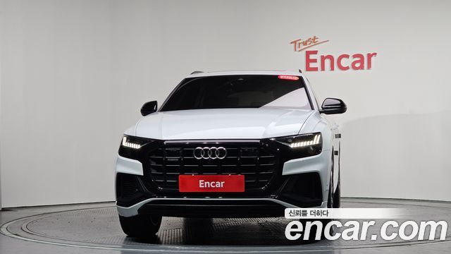 Audi Q8 55 TFSI Quattro Premium