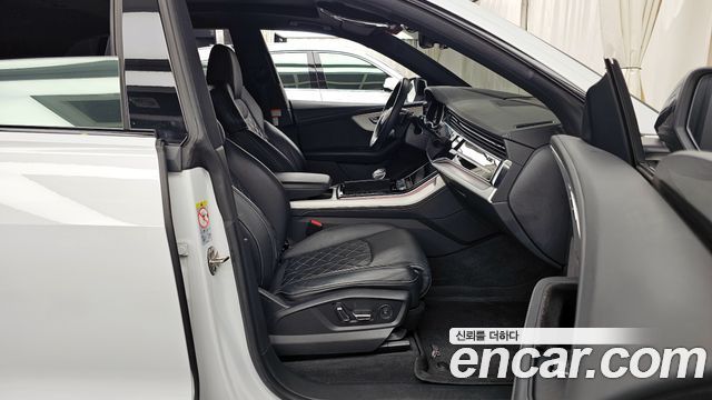 Audi Q8 55 TFSI Quattro Premium