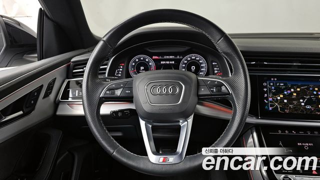 Audi Q8 55 TFSI Quattro Premium