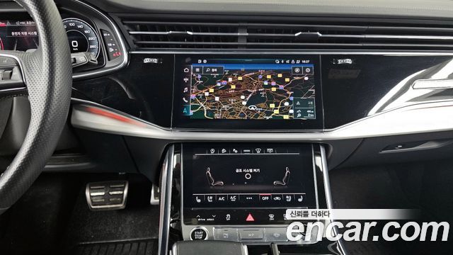 Audi Q8 55 TFSI Quattro Premium