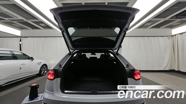 Audi Q8 55 TFSI Quattro Premium