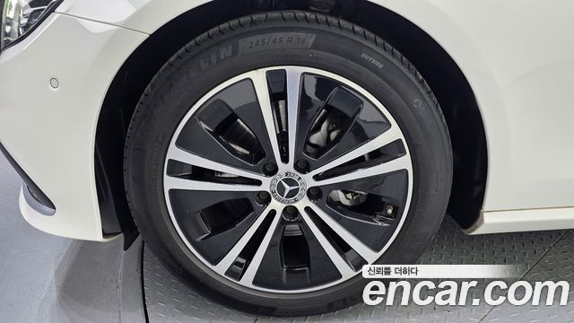 Mercedes-Benz E-Class E250 Avantgarde