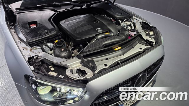 Mercedes-Benz E-Class E350 4MATIC AMG Line