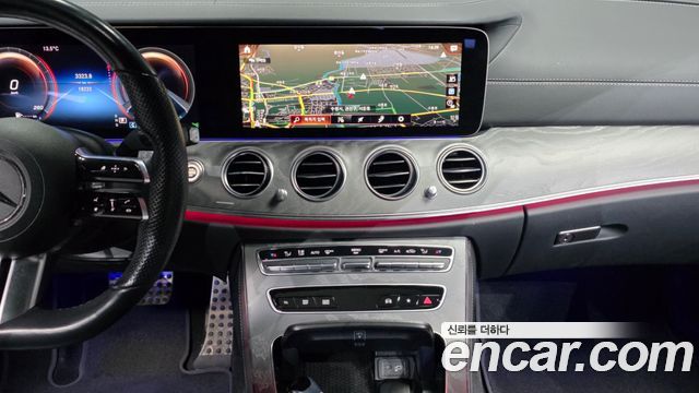 Mercedes-Benz E-Class E350 4MATIC AMG Line