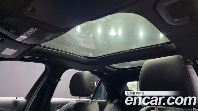 Mercedes-Benz E-Class E350 4MATIC AMG Line