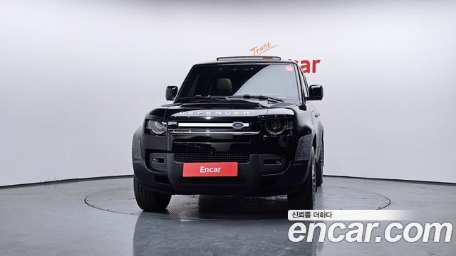 Land Rover Defender 110 D250 SE