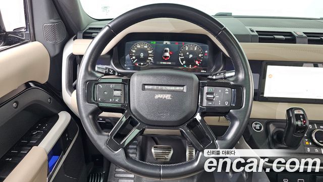 Land Rover Defender 110 D250 SE