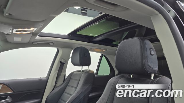 Mercedes-Benz GLE-Class GLE450 4MATIC
