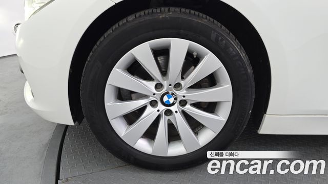 BMW 3-Series 320d