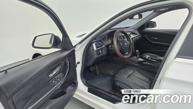 BMW 3-Series 320d