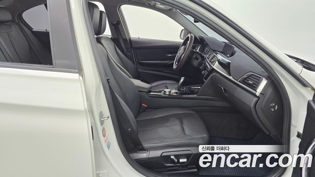 BMW 3-Series 320d