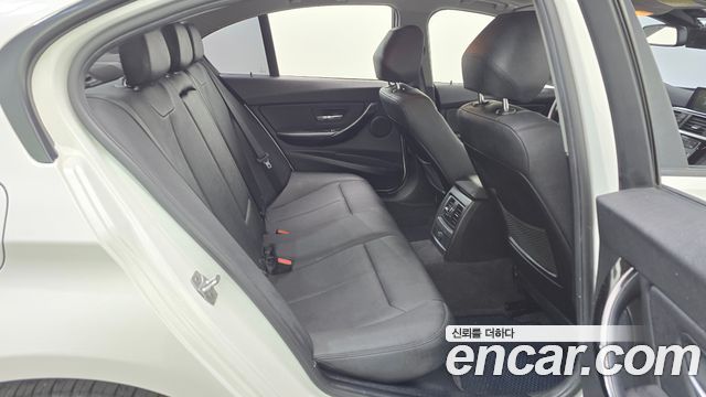 BMW 3-Series 320d